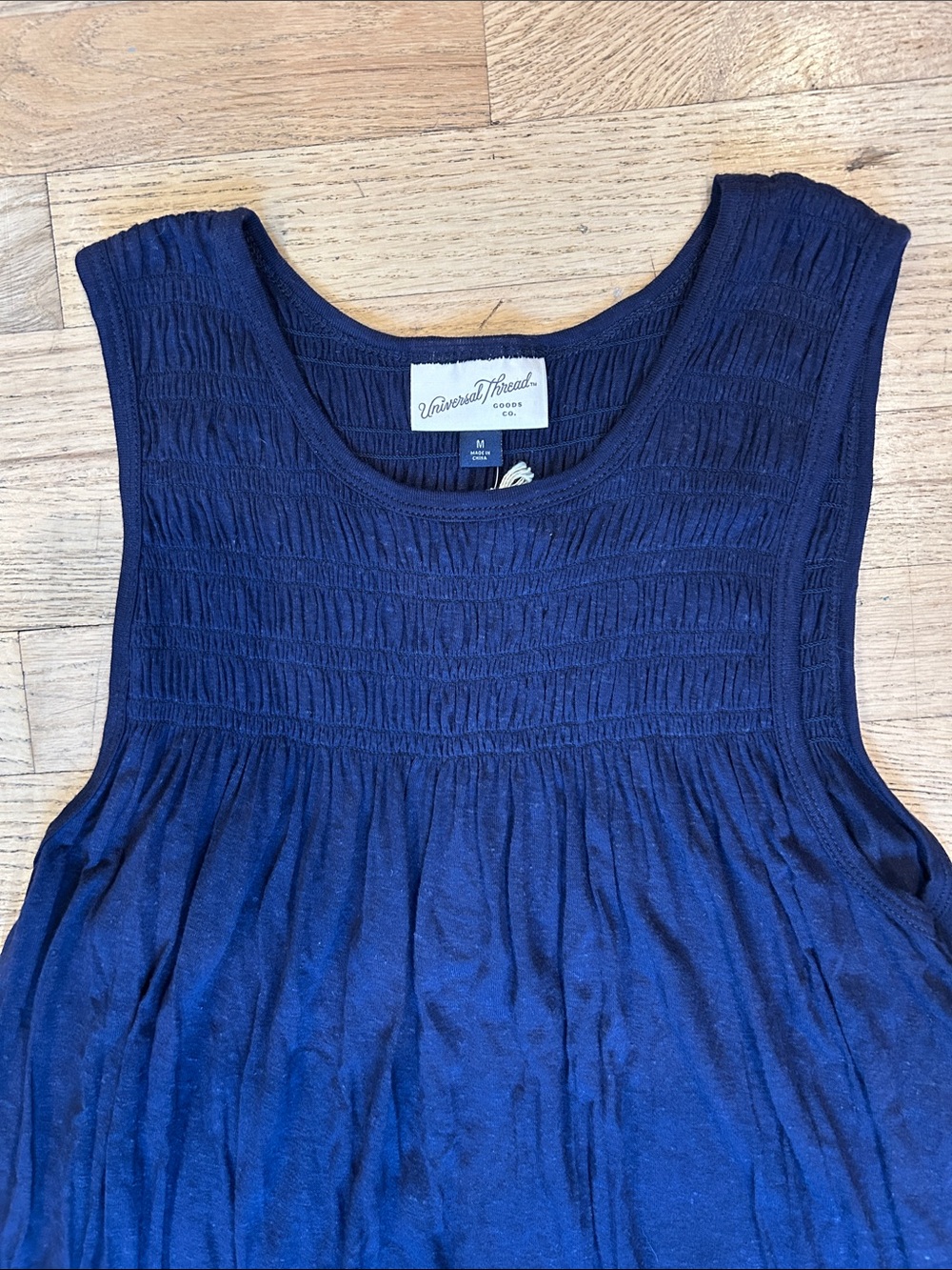 🌸3 FOR $20🌸
Universal Thread Navy Blue Sleeveless Tank Top - Picture 5 of 8